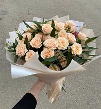 Букет Кремовые розы Латте в Суне