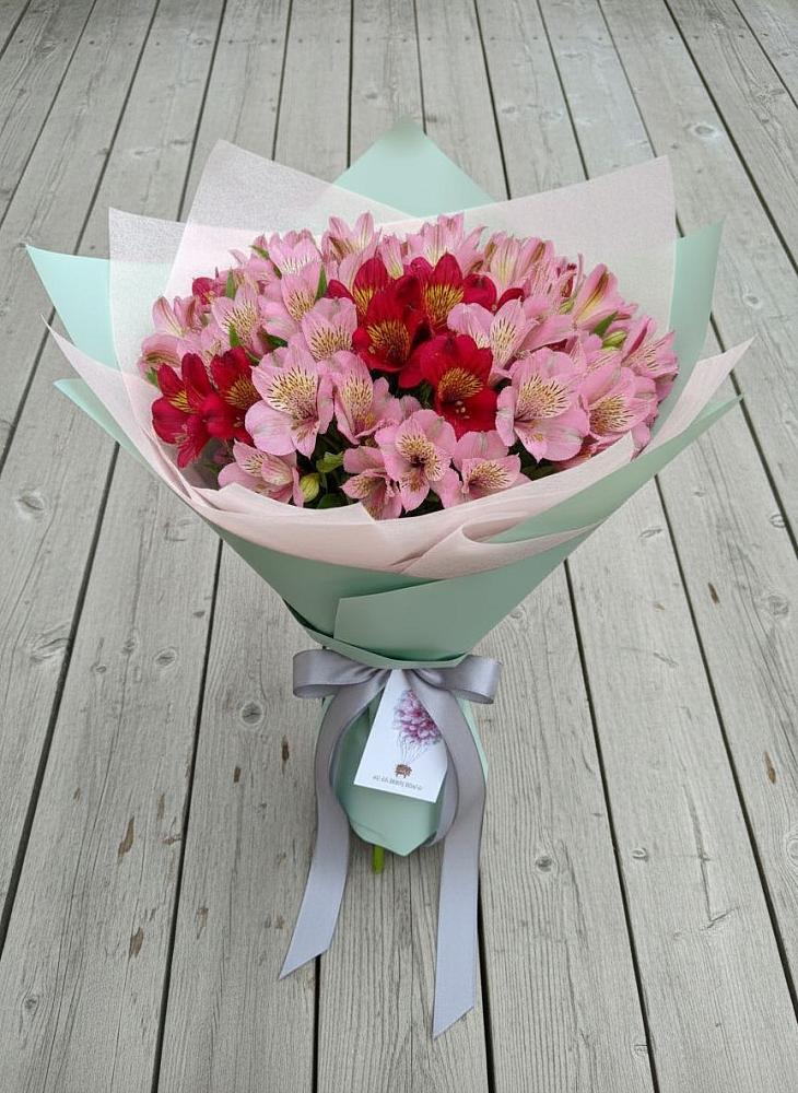 Букет цветов из: Альстромерии в Суне