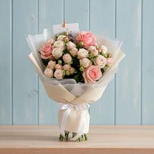 Букет цветов из:  Розы #REPLACE_PRED# Суне