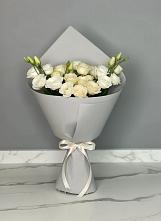 Букет цветов из:  Розы и Лизиантусы в Суне